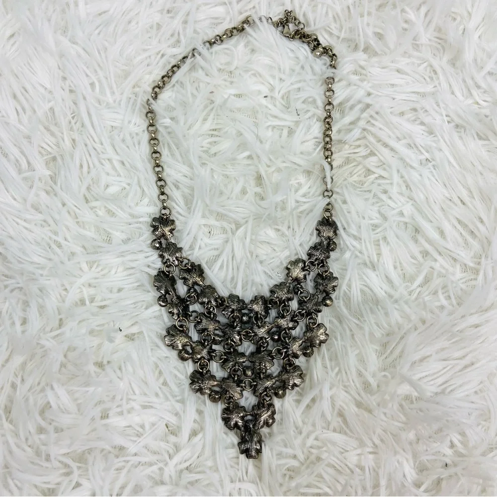 UNBRANDED silver flower turquoise, jeweled triangle chain necklace